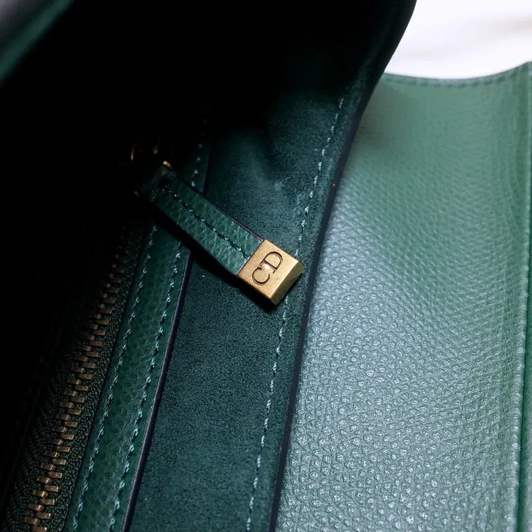 Luxury Bags DIR SADDLE WITH STRAP GRAINED CALFSKIN GREEN — image 6