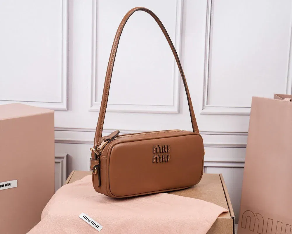 Luxury Bags Miun Miun Luxury Bag --122605 — image 2