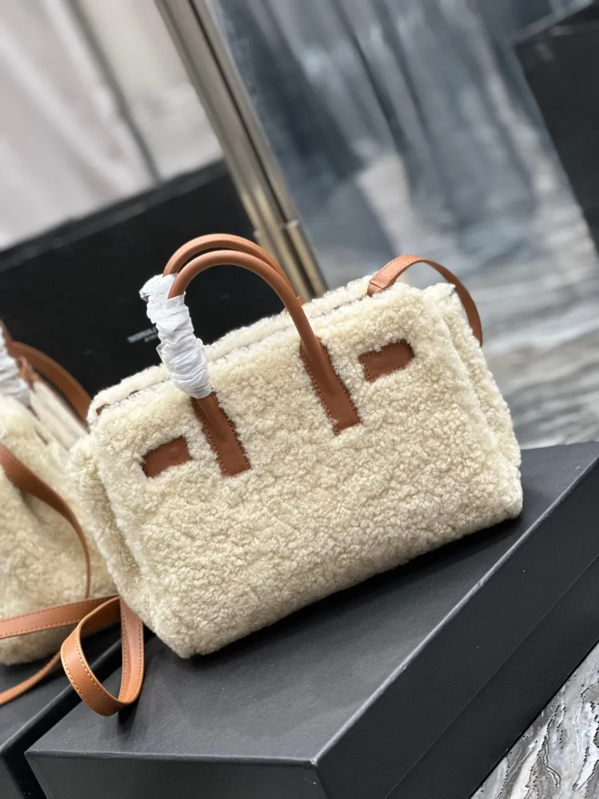 Luxury Bags - Premium Luxury Goods and Accessories - AFFORDABLE LUXURY BAGS - 15165 — image 6