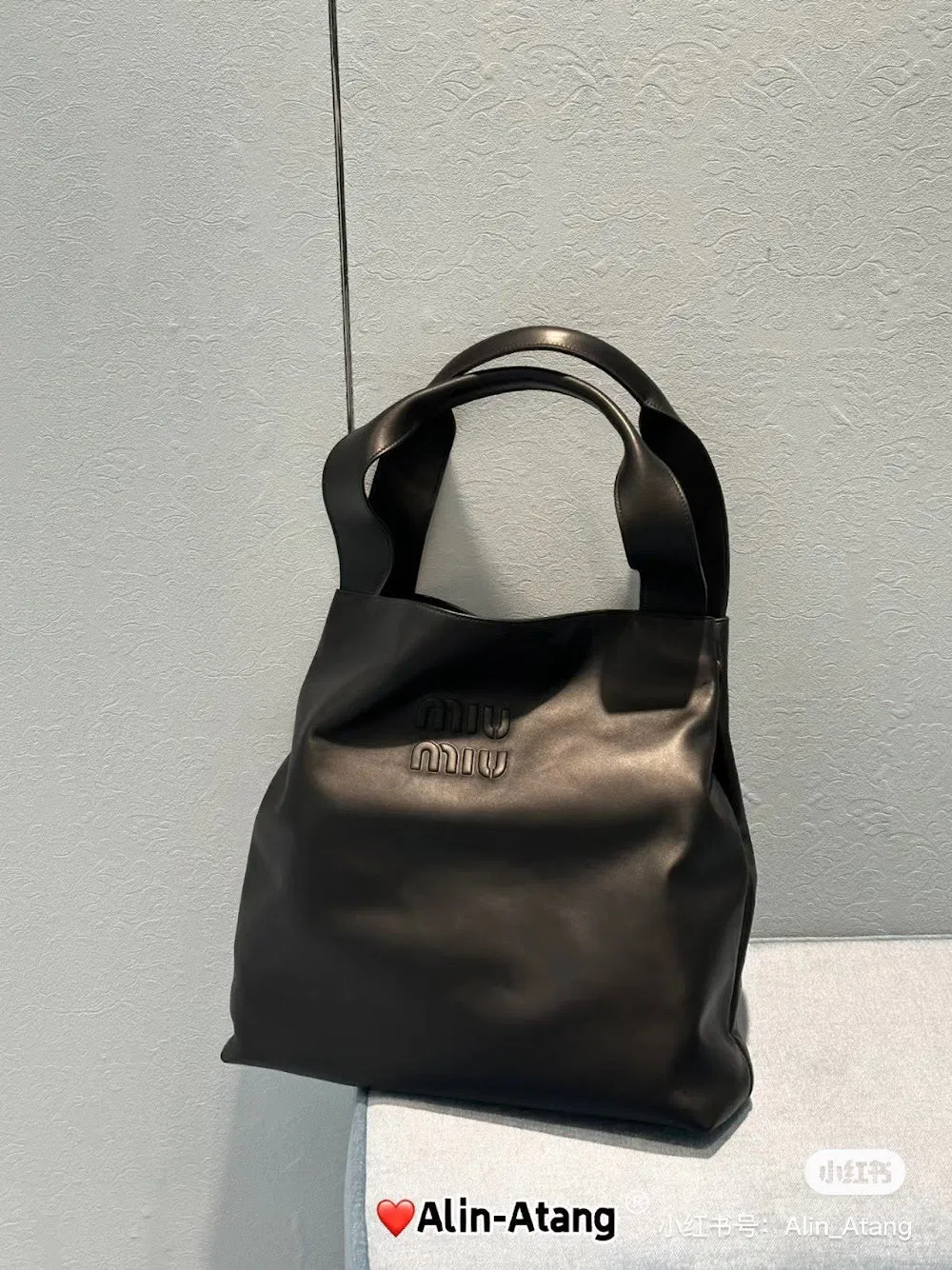 Luxury Bags Miun Miun Luxury Bag --122284 — image 2