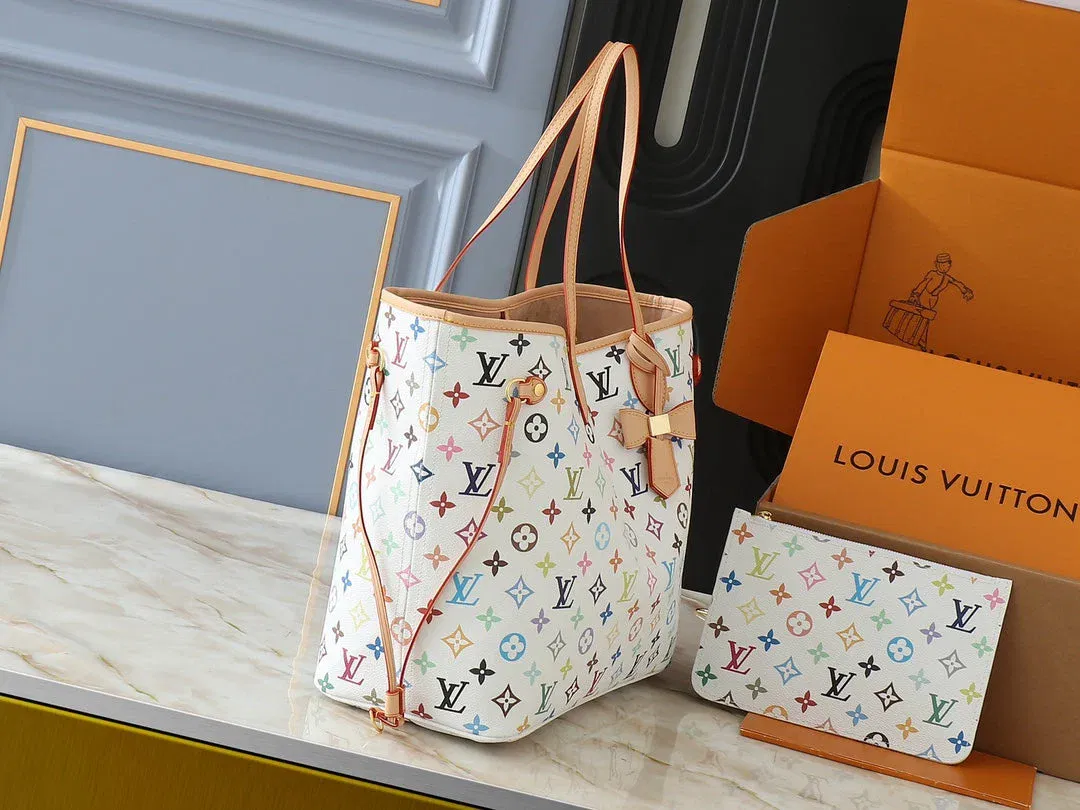 Luxury Bags Elite Carryalls — image 5