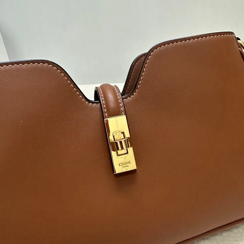 Luxury Bags Celine Luxury Bag --111974 — image 5