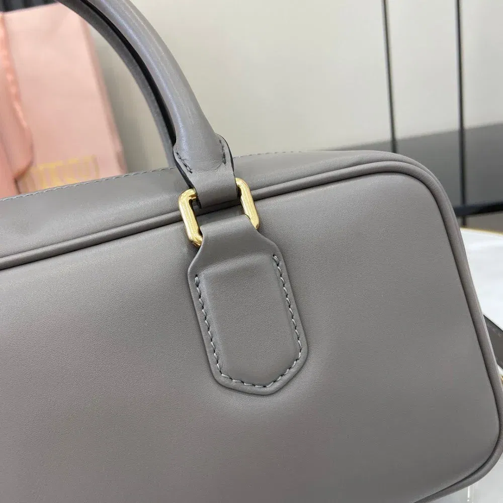 Luxury Bags Miun Miun Luxury Bag --122191 — image 5