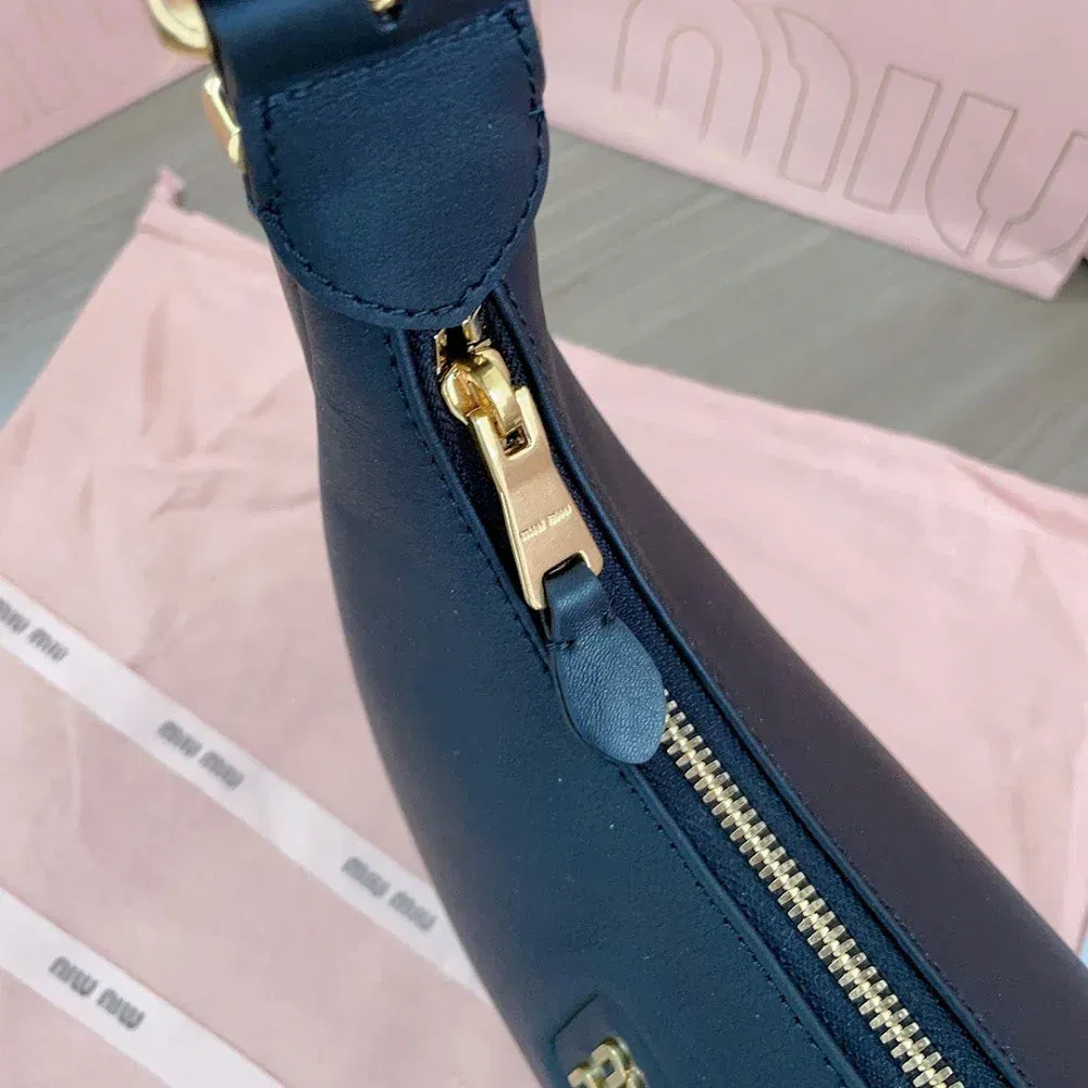Luxury Bags Miun Miun Luxury Bag --122369 — image 7