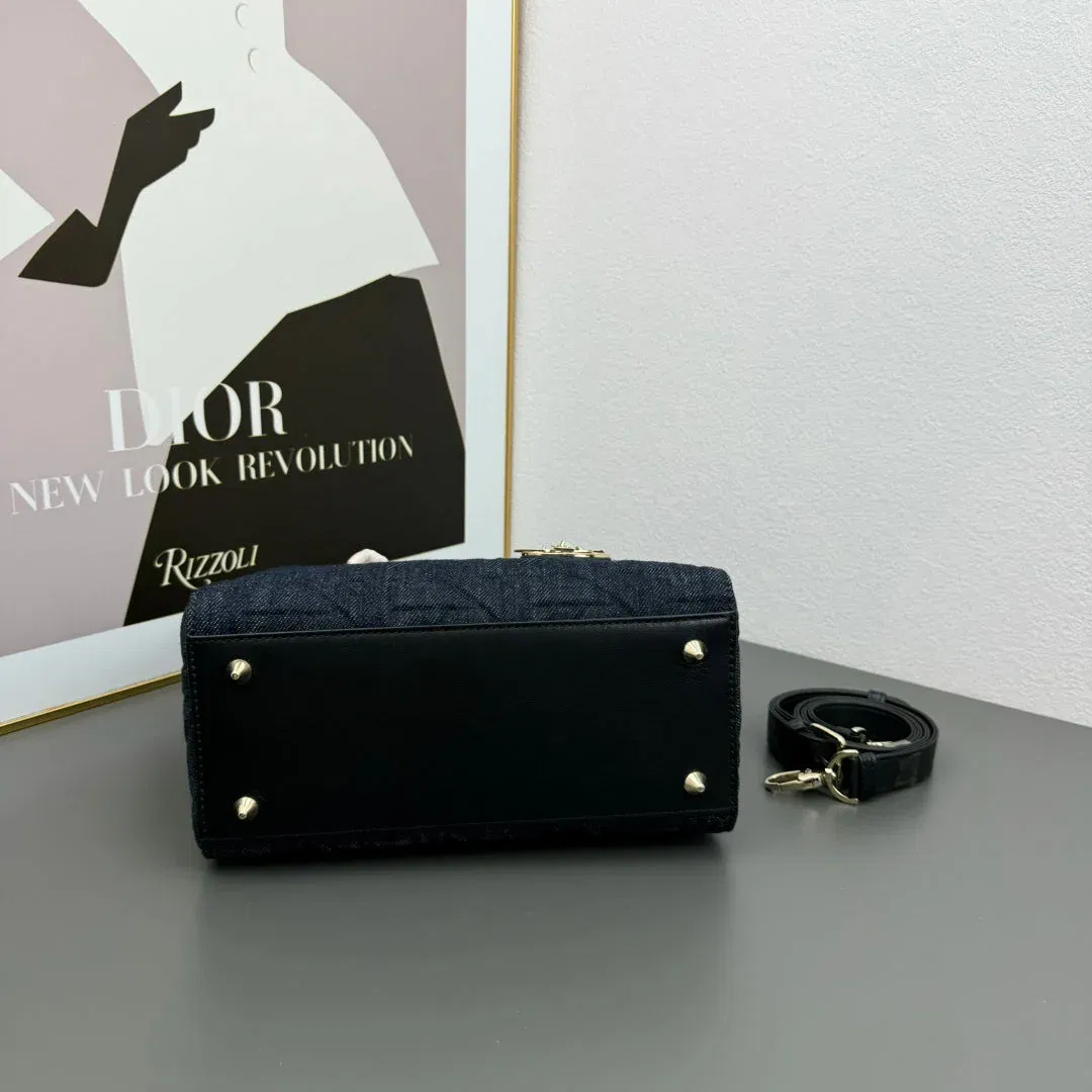 Luxury Bags Elite Carryalls — image 3