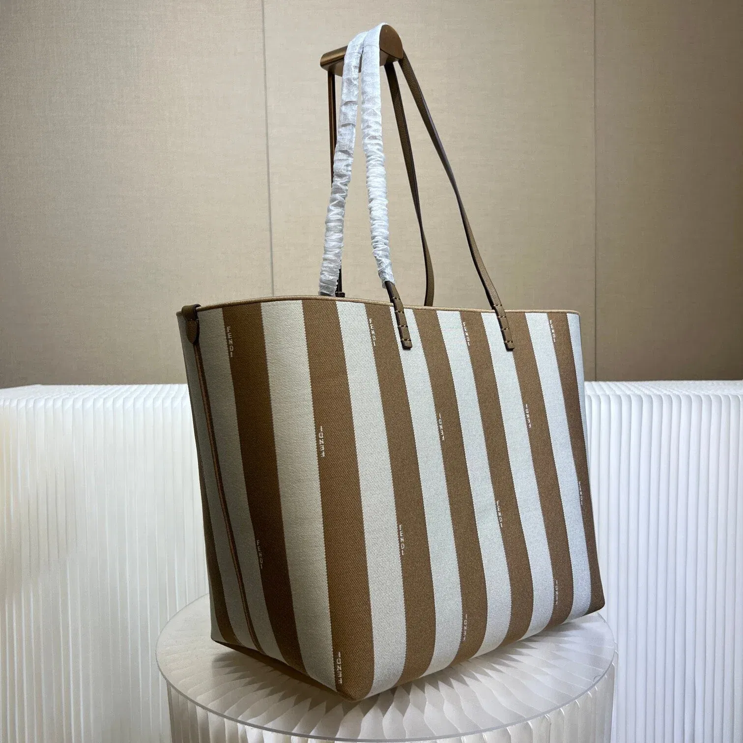Luxury Bags - High-Quality Designer Products for You - AFFORDABLE LUXURY BAGS - 19130 — image 2