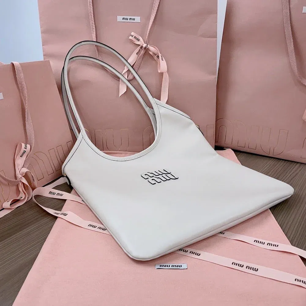 Luxury Bags Miun Miun Luxury Bag --122458 — image 4