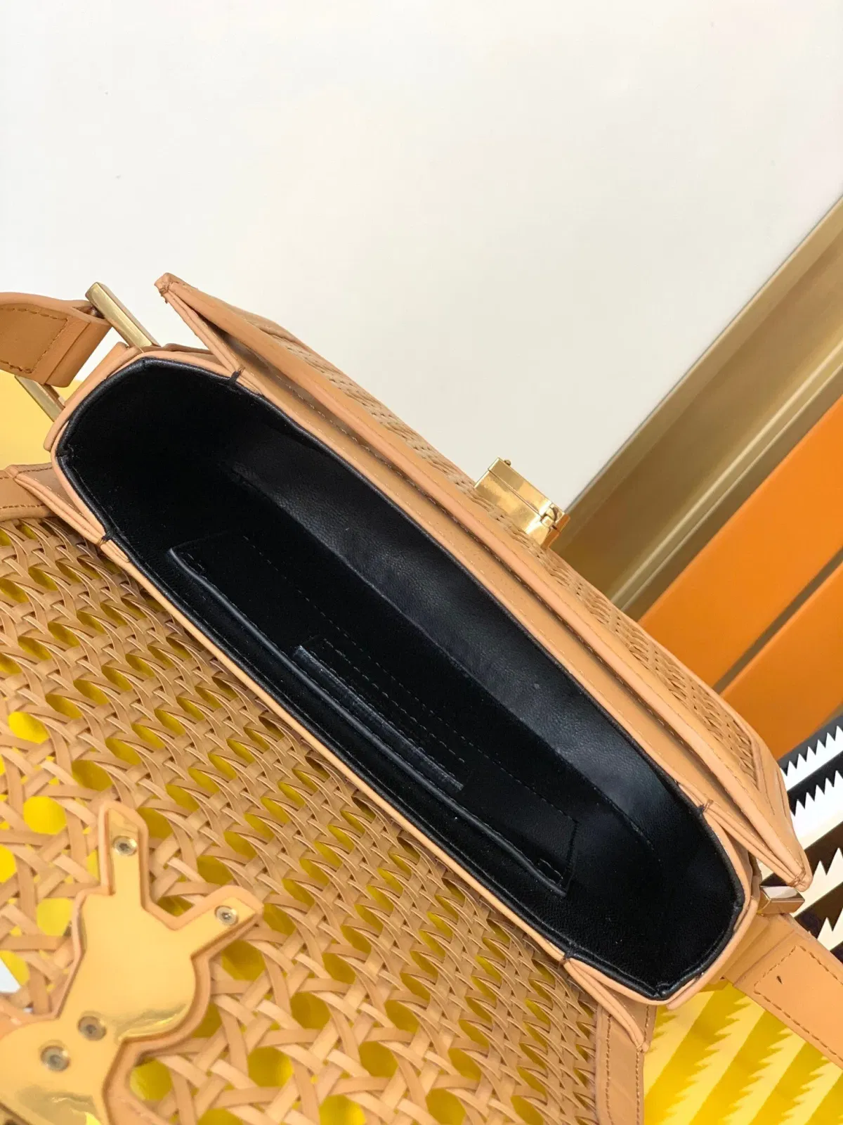 Luxury Bags - Premium Luxury Goods and Accessories - AFFORDABLE LUXURY BAGS - 15181 — image 9