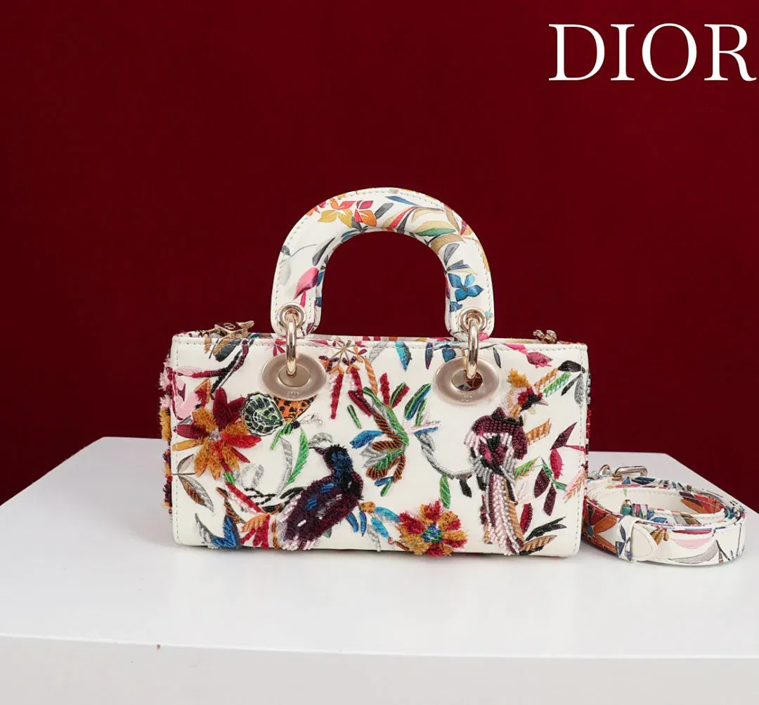 Luxury Bags - High-Quality Designer Products for You - AFFORDABLE LUXURY BAGS - 18978 — image 7