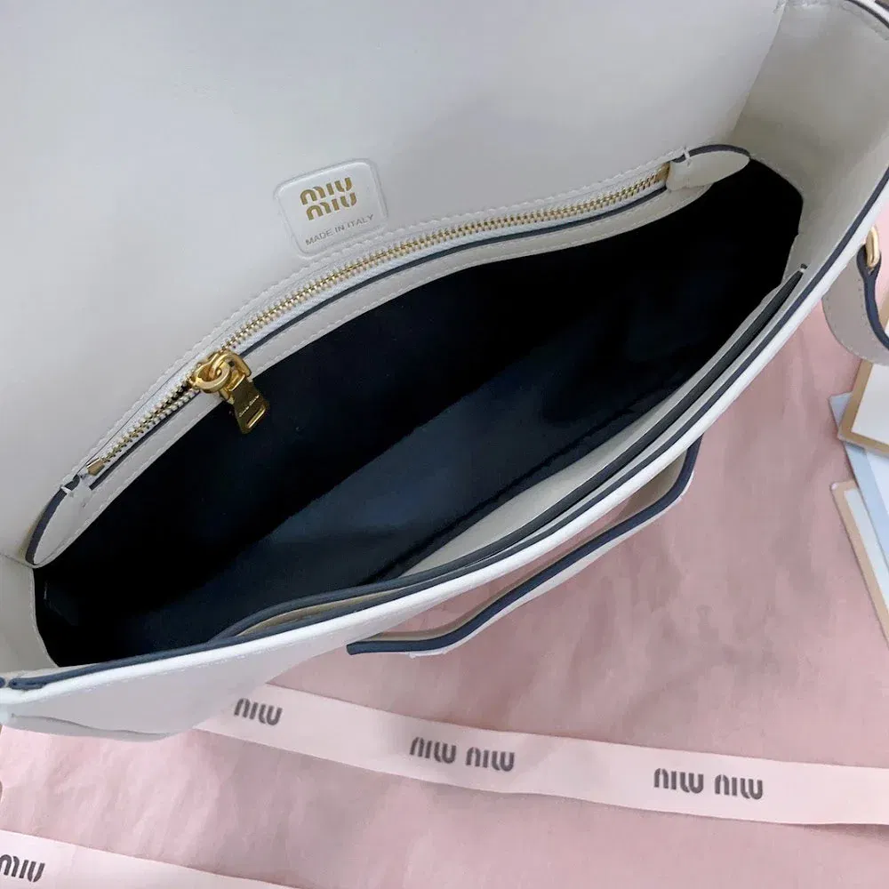 Luxury Bags Miun Miun Luxury Bag --122595 — image 9