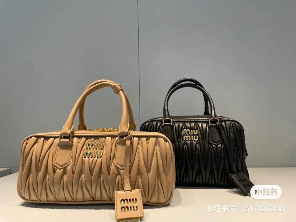 Luxury Bags Miun Miun Luxury Bag --122390 — image 5