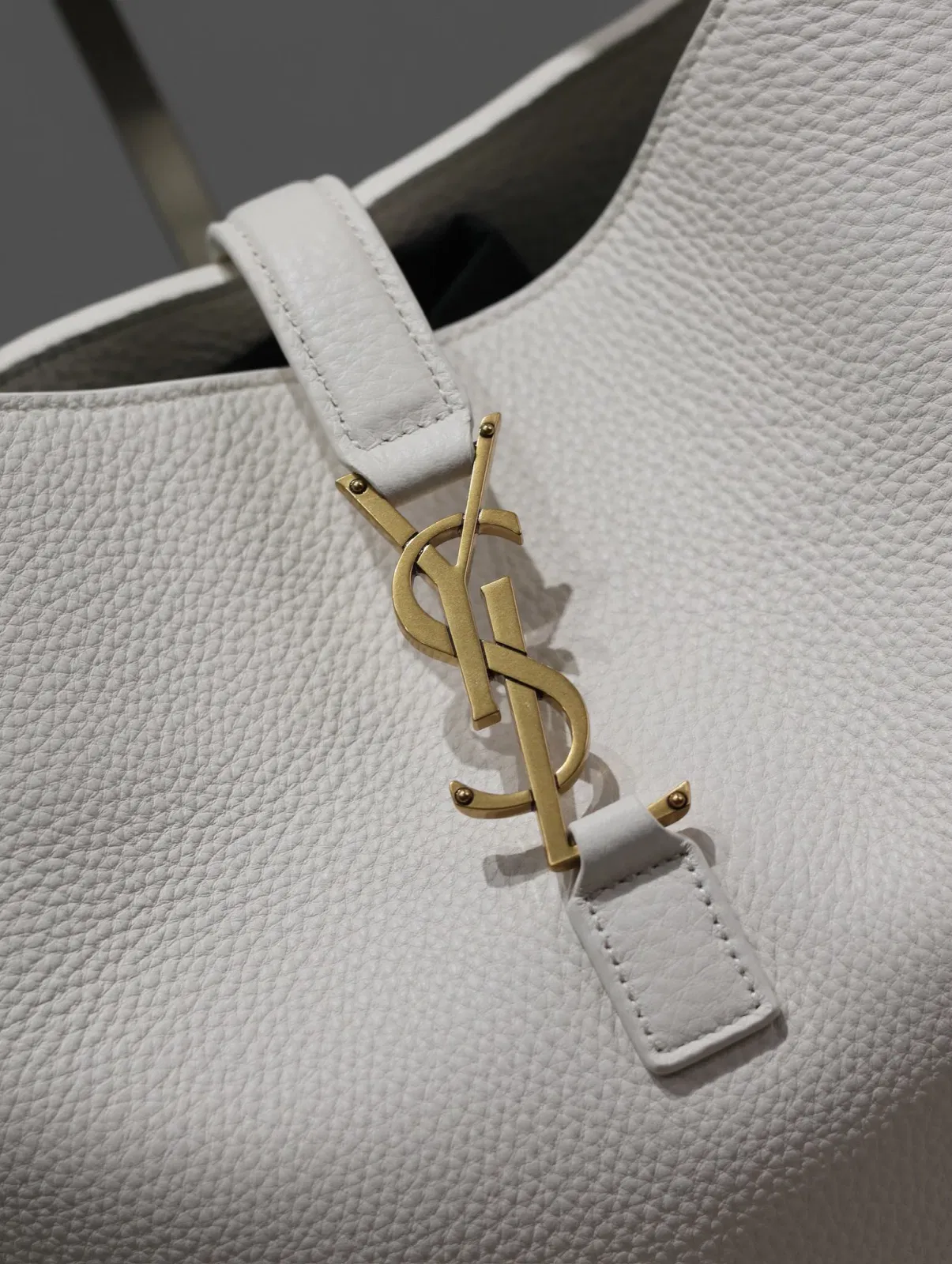 Luxury Bags - Premium Luxury Goods and Accessories - AFFORDABLE LUXURY BAGS - 15389 — image 6