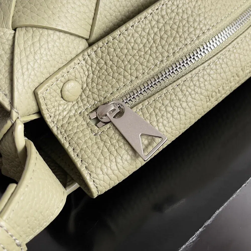 new-luxury-designer-bags-nm21129 — image 8