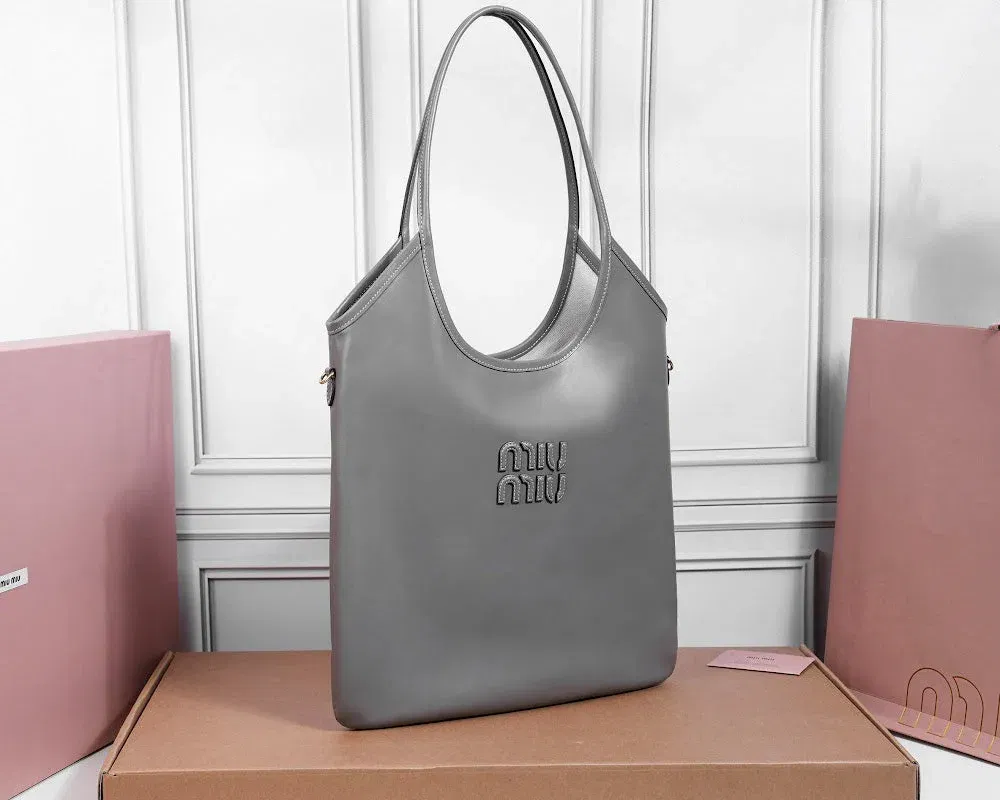 Luxury Bags Miun Miun Luxury Bag --122604 — image 2