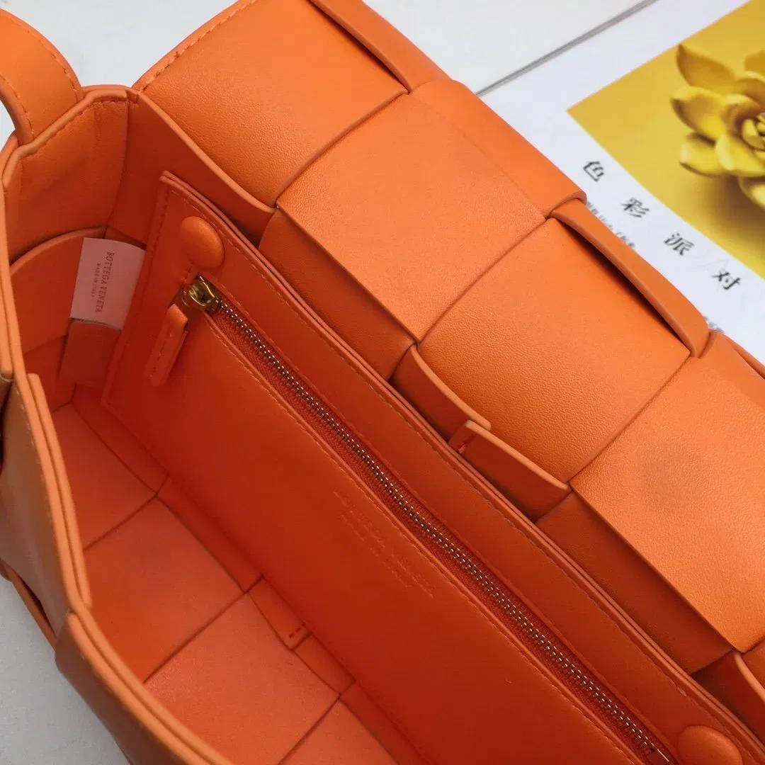 Luxury Bags - DESIGNER BAGS FOR WOMEN - AFFORDABLE LUXURY BAGS - 17187