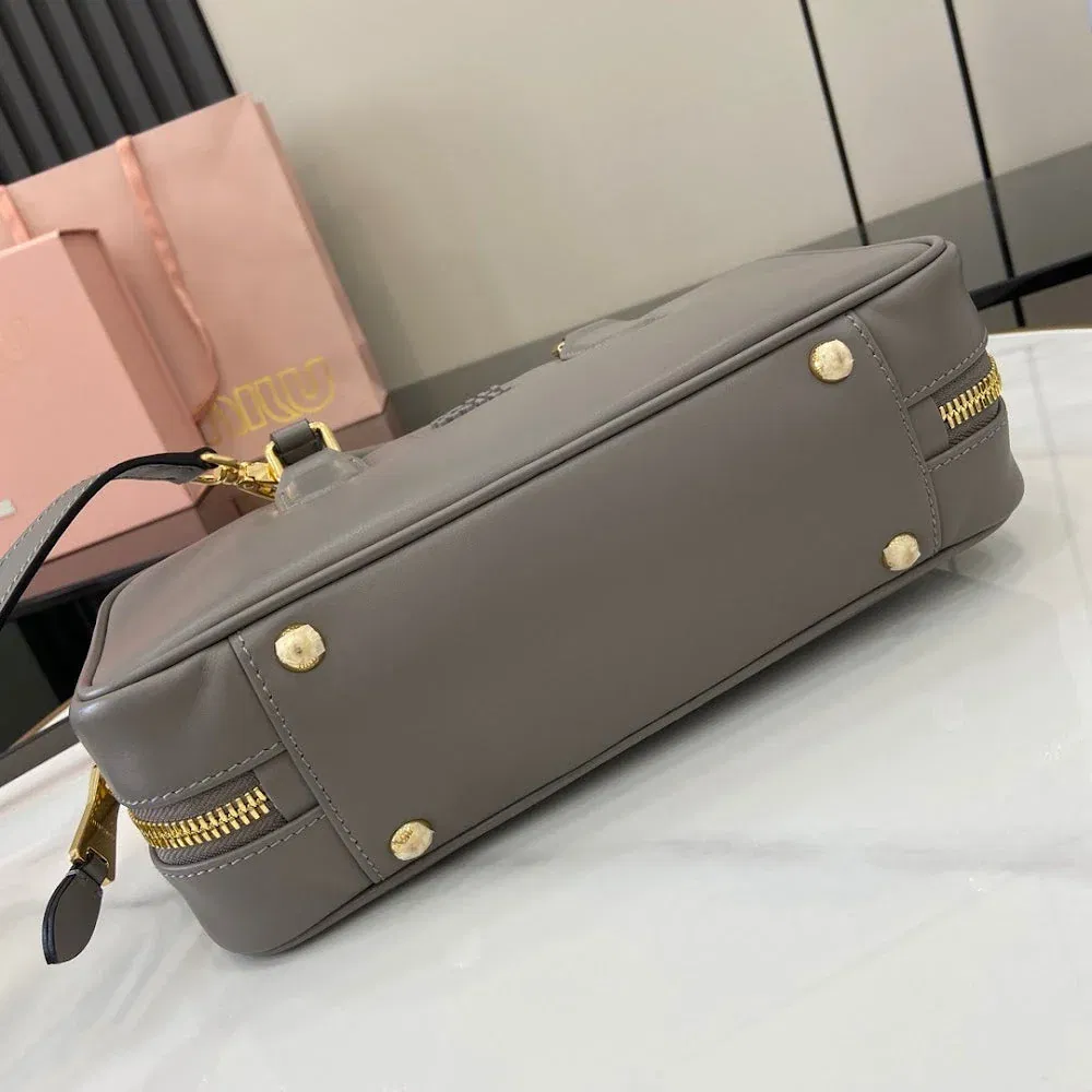 Luxury Bags Miun Miun Luxury Bag --122191 — image 4