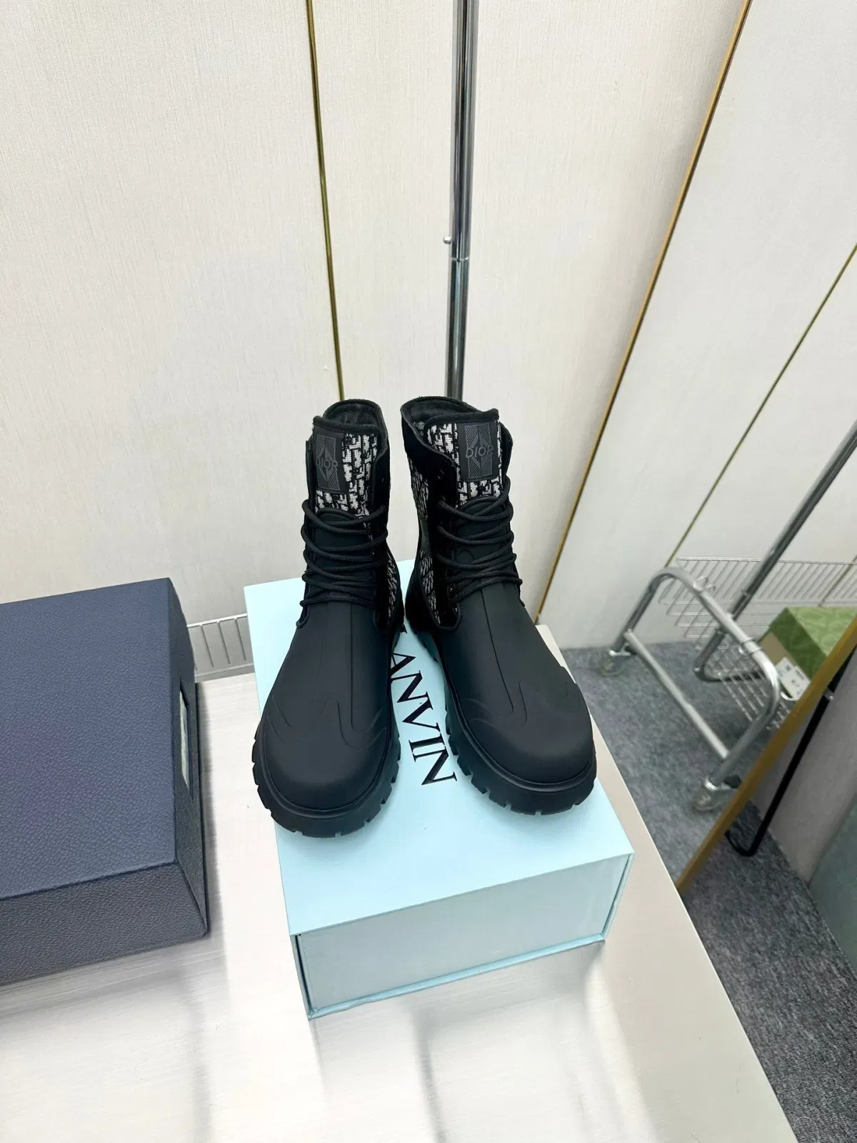 Luxury Bags DD GARDEN LACE UP BOOT BLACK 3BO315ZYH H961 — image 7