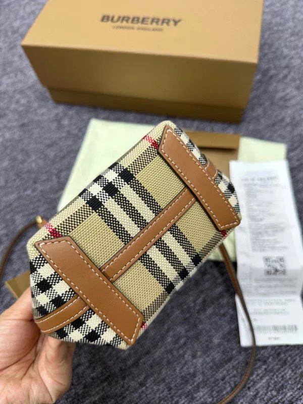 Luxury Bags - DESIGNER BAGS FOR WOMEN - AFFORDABLE LUXURY BAGS - 17247