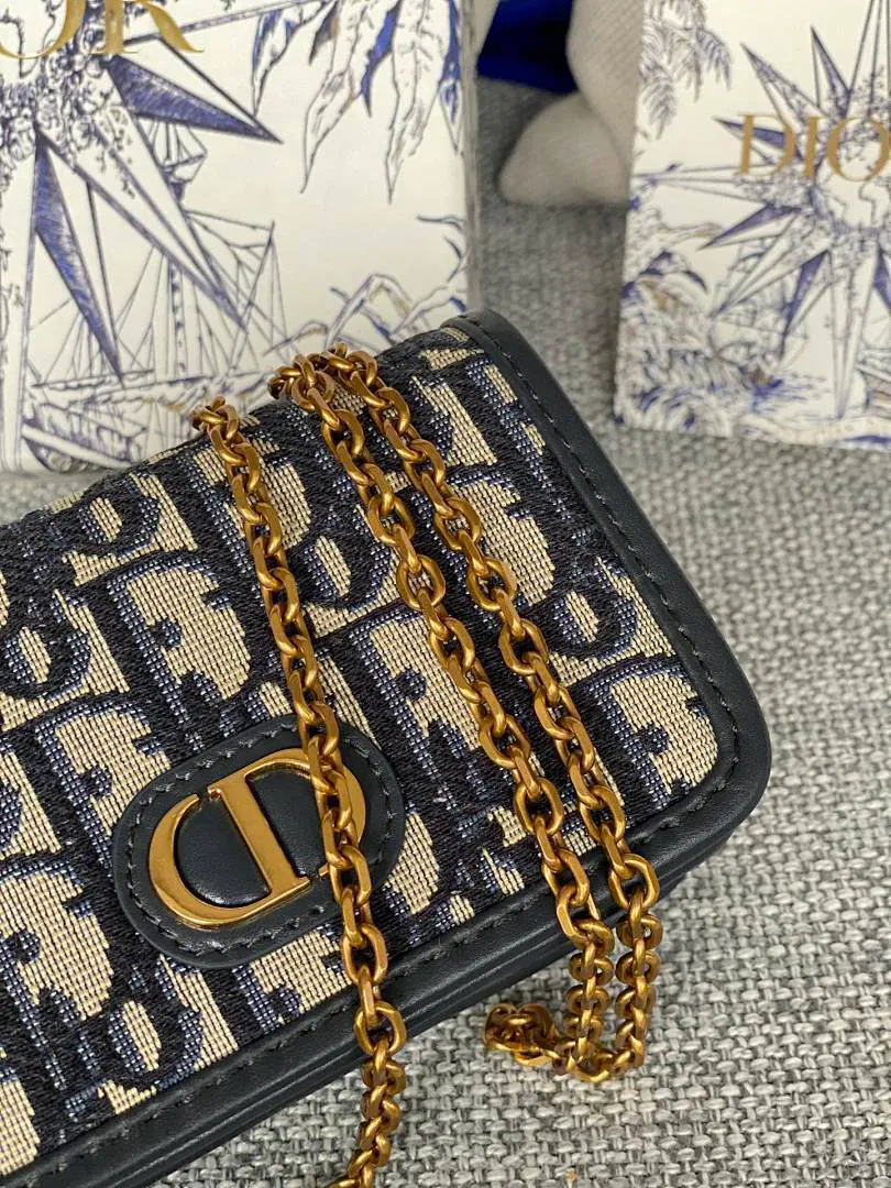 Luxury Bags - DESIGNER BAGS FOR WOMEN - AFFORDABLE LUXURY BAGS - 18899 — image 4