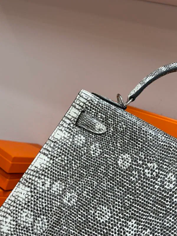 Luxury Bags Bags - High-Quality Designer Products for You - AFFORDABLE LUXURY BAGS - 20518 — image 6