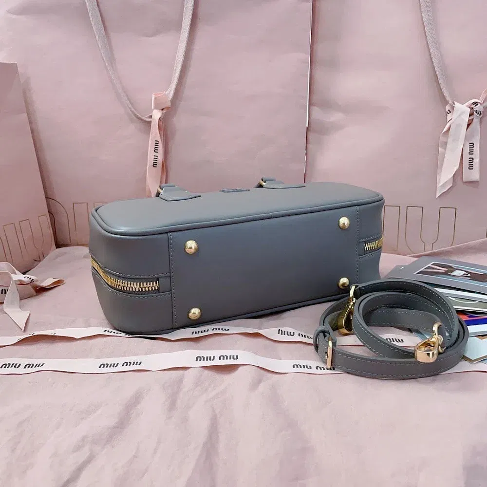 Luxury Bags Miun Miun Luxury Bag --122298 — image 4