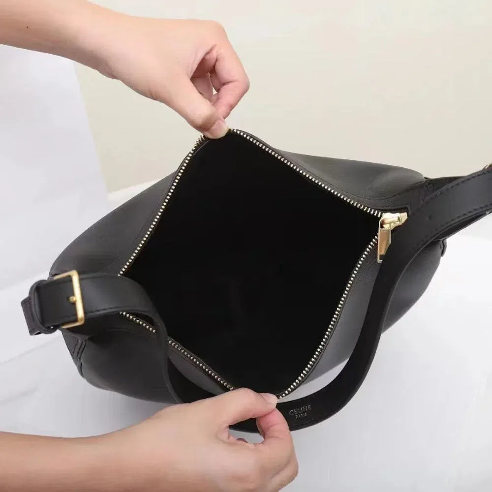 Luxury Bags Celine Luxury Bag --112144 — image 9
