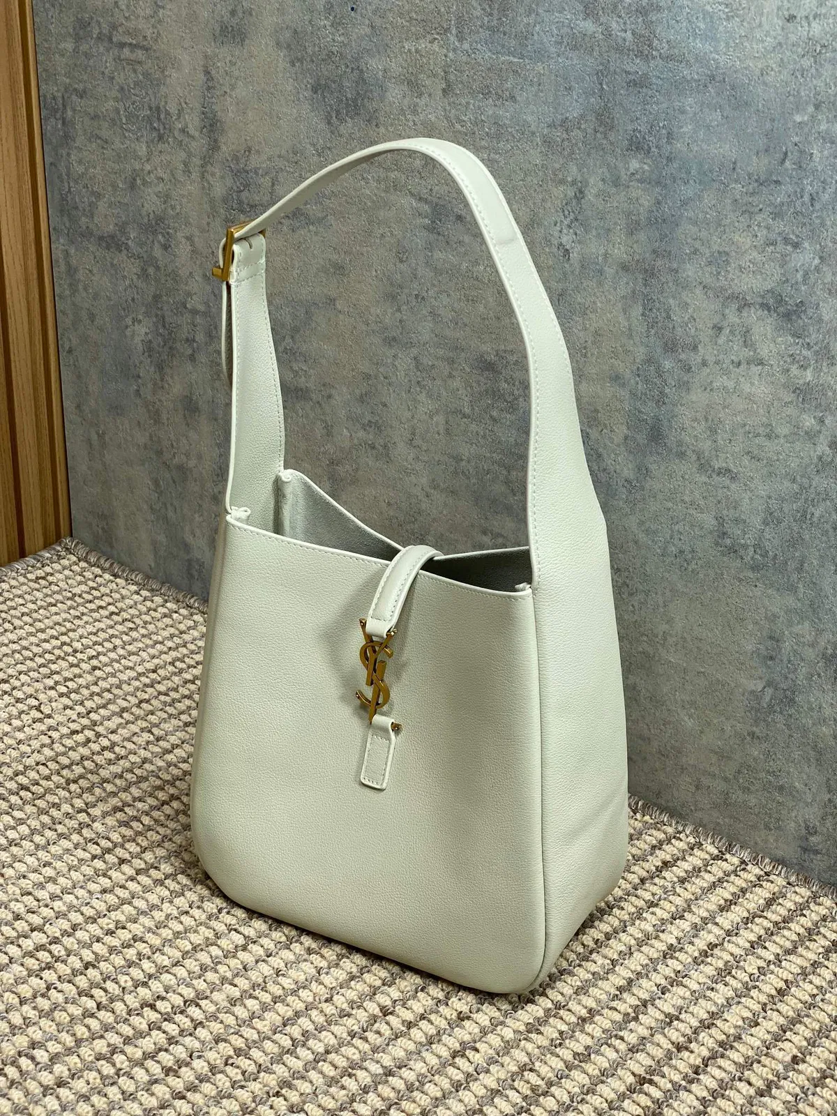 Luxury Bags - DESIGNER BAGS FOR WOMEN - AFFORDABLE LUXURY BAGS - 15295 — image 4