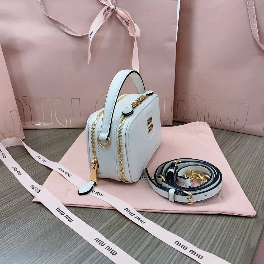 Luxury Bags Miun Miun Luxury Bag --122391 — image 2