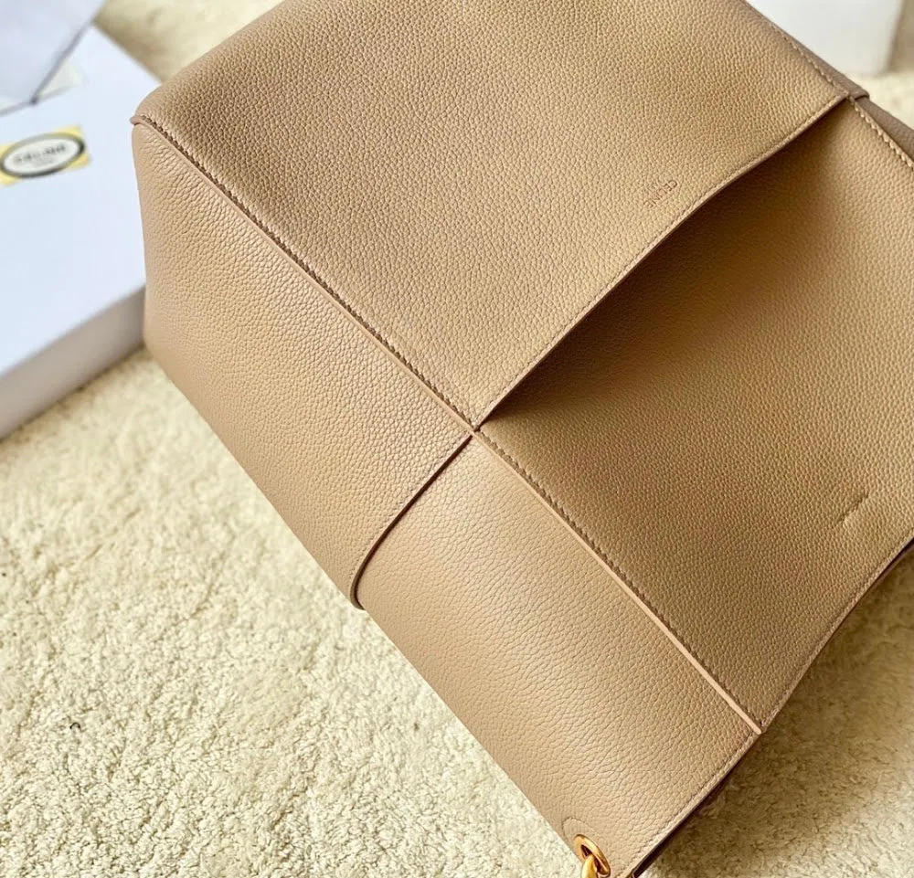 Luxury Bags Celine Luxury Bag --112092 — image 3