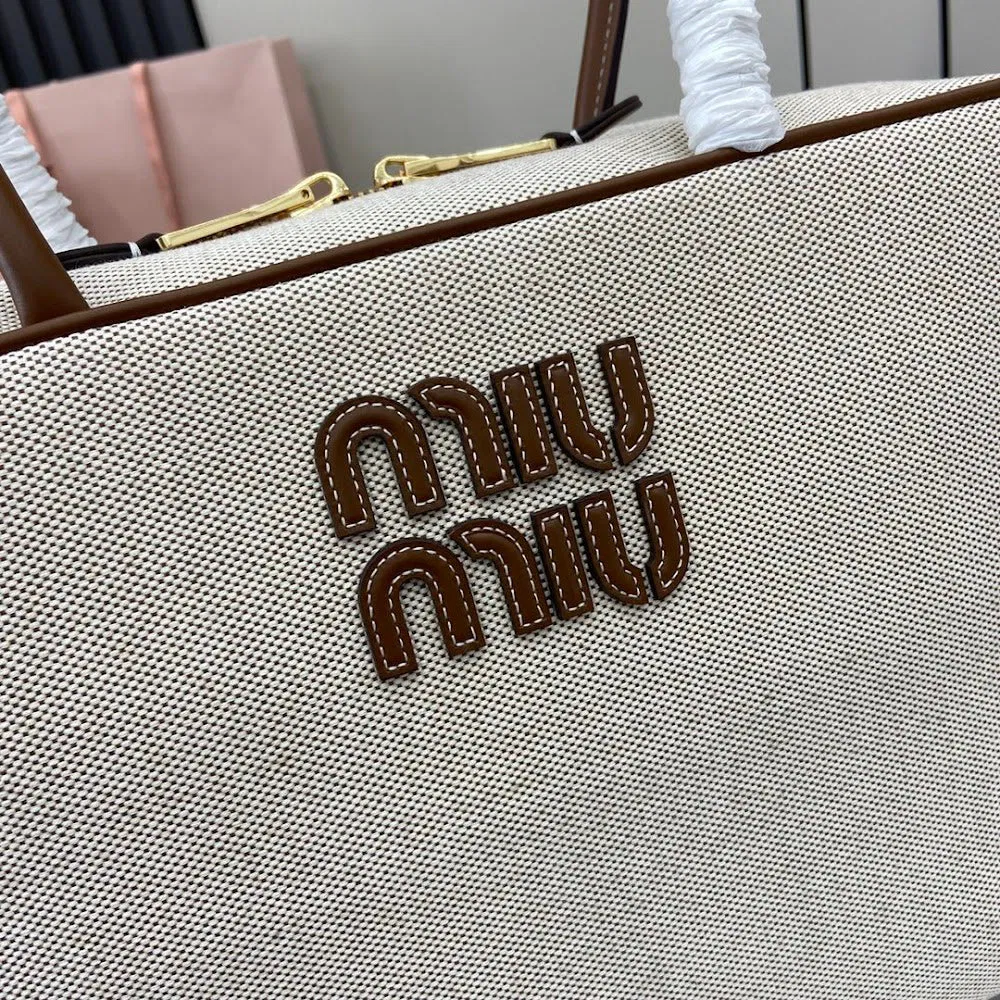 Luxury Bags Miun Miun Luxury Bag --122215 — image 5