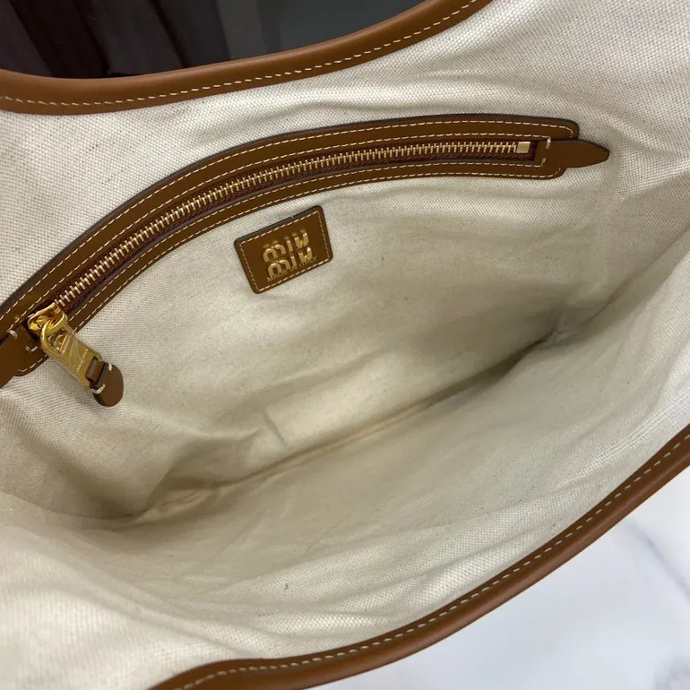 Luxury Bags Miun Miun Luxury Bag --122218 — image 8