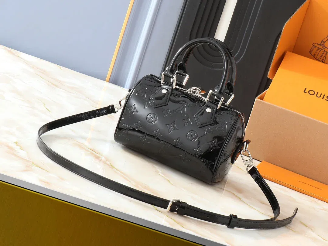 Luxury Bags Elite Carryalls — image 4