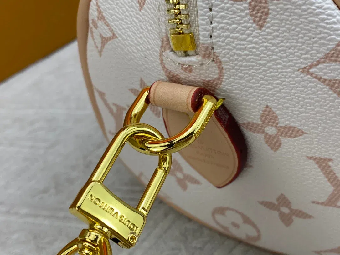Luxury Bags Elite Carryalls — image 4