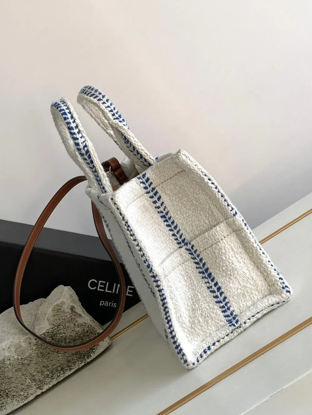 Luxury Bags Celine Luxury Bag --112117 — image 2