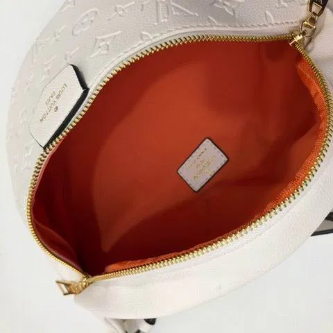Luxury Bags Elite Carryalls — image 5