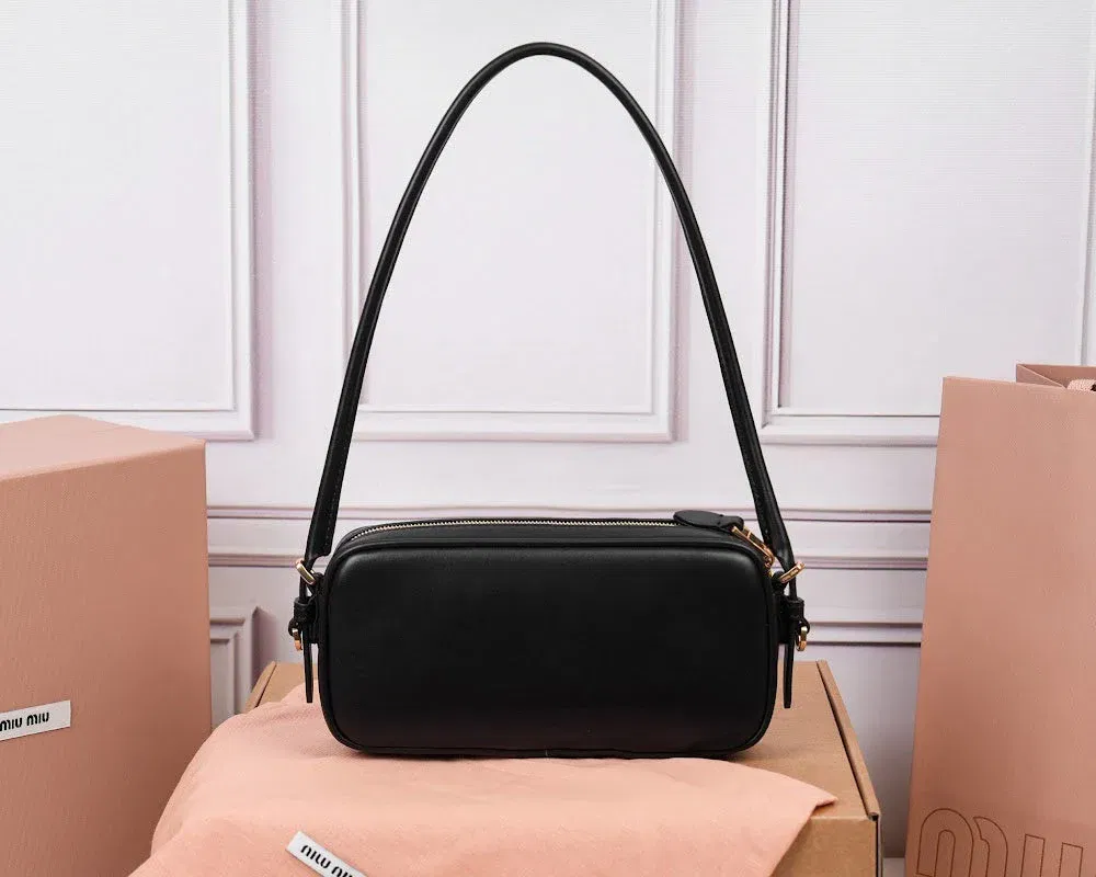 Luxury Bags Miun Miun Luxury Bag --122607 — image 4