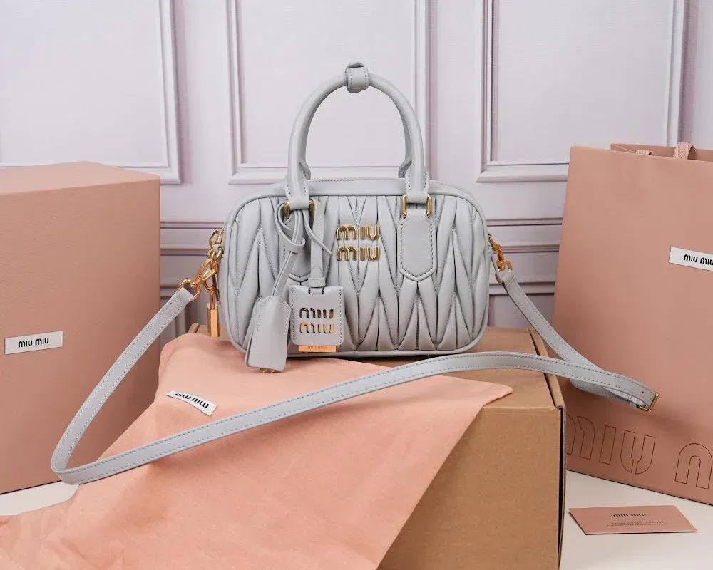Luxury Bags Miun Miun Luxury Bag --122510