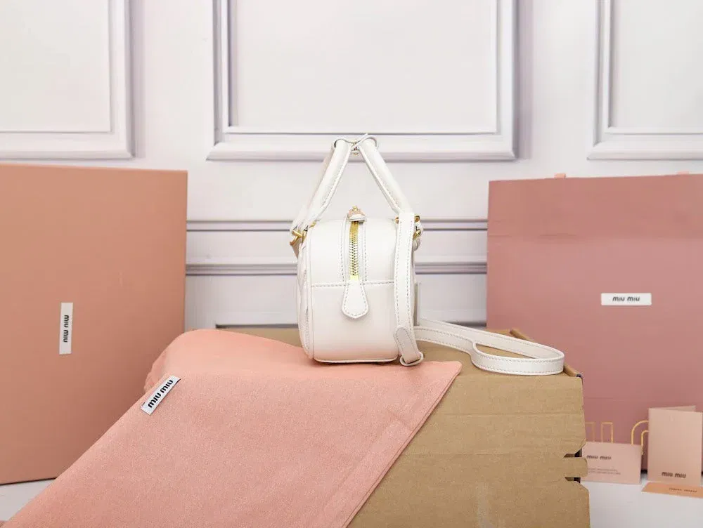 Luxury Bags Miun Miun Luxury Bag --122500 — image 3