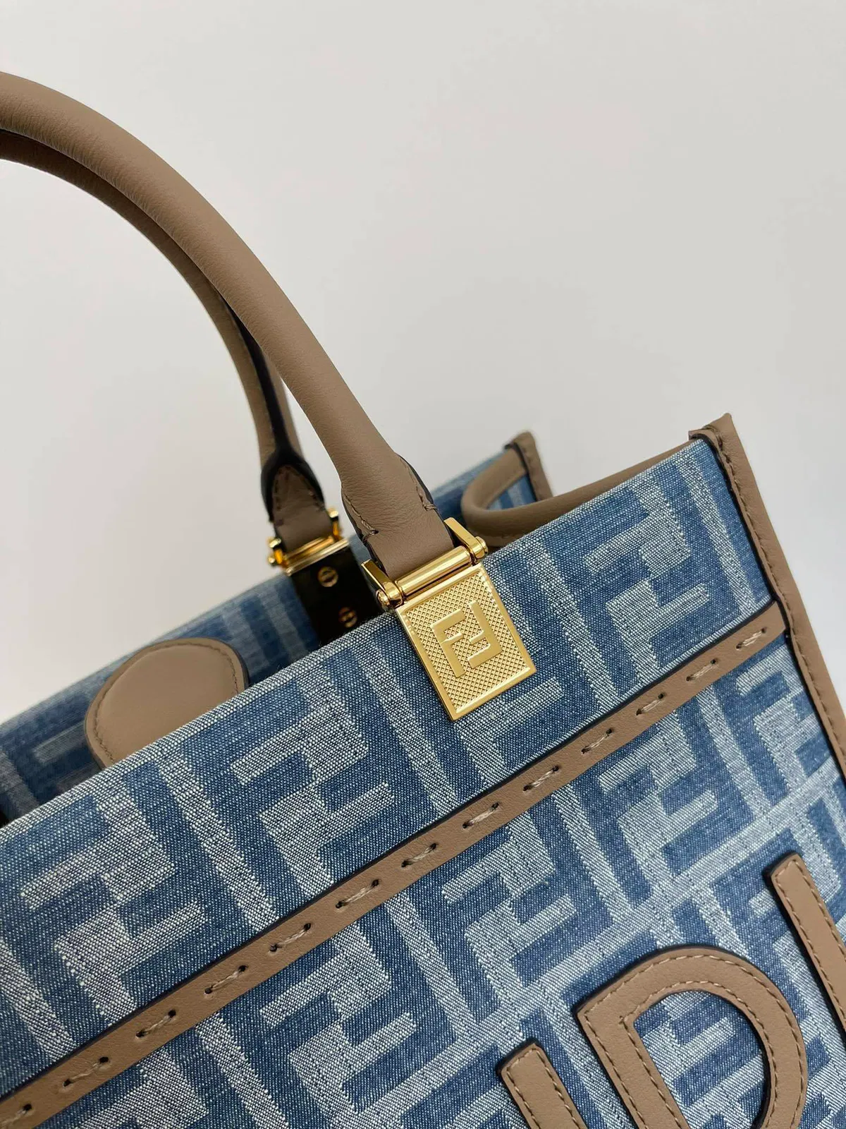 Luxury Bags - High-Quality Designer Products for You - AFFORDABLE LUXURY BAGS - 19138 — image 5