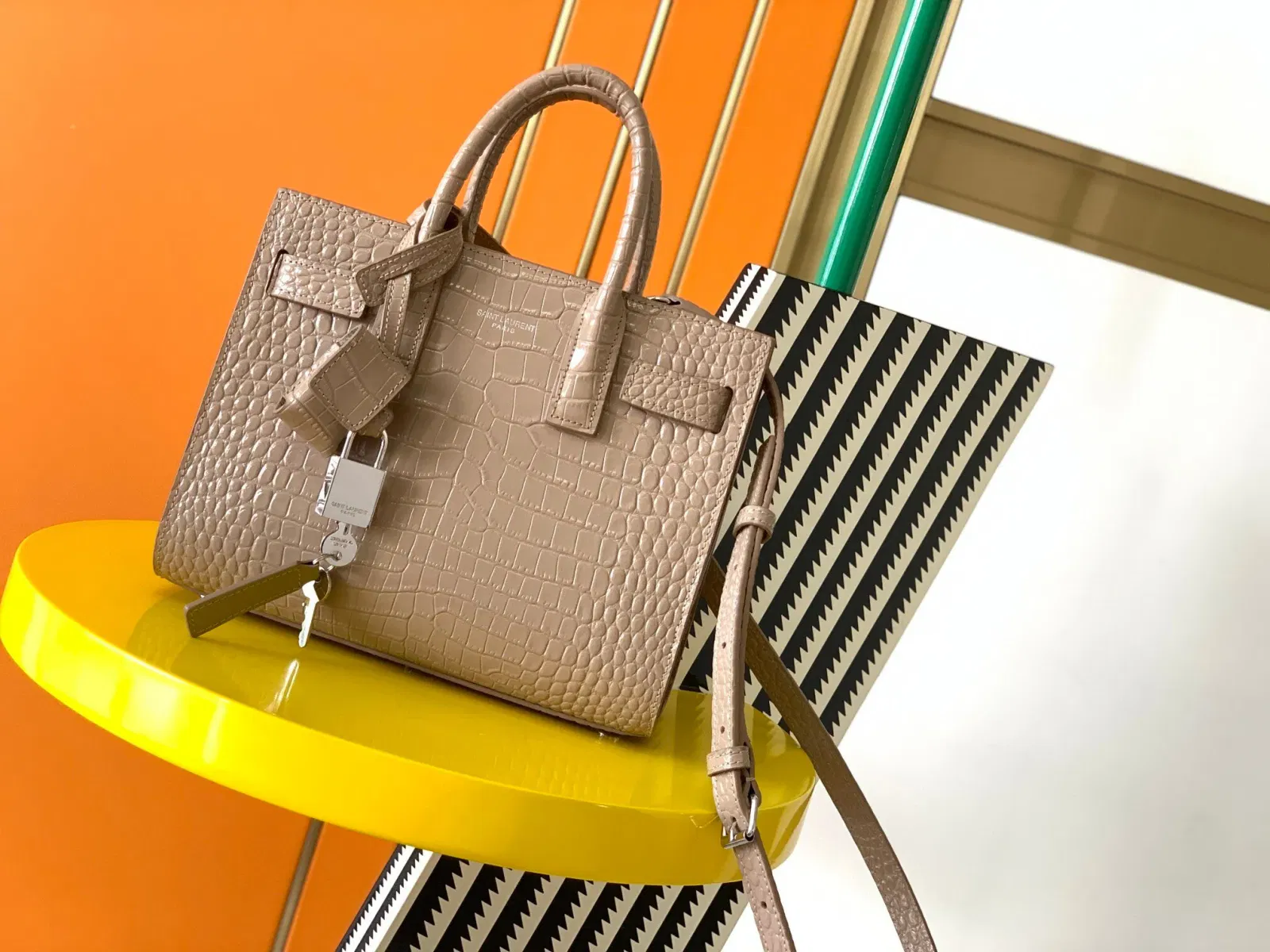 Luxury Bags - DESIGNER BAGS FOR WOMEN - AFFORDABLE LUXURY BAGS - 15379