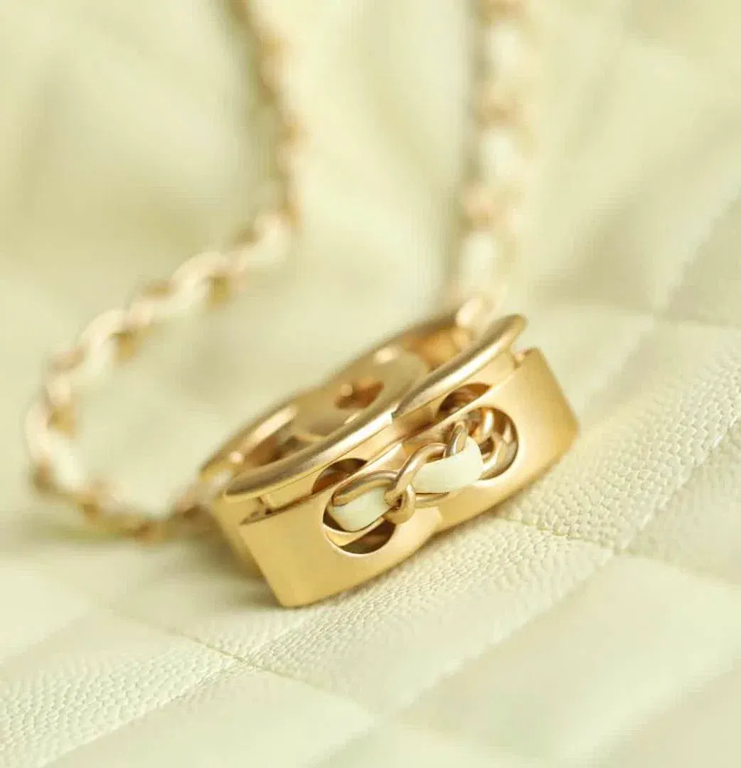 Luxury Bags - High-Quality Designer Products for You - AFFORDABLE LUXURY BAGS - 17846 — image 7