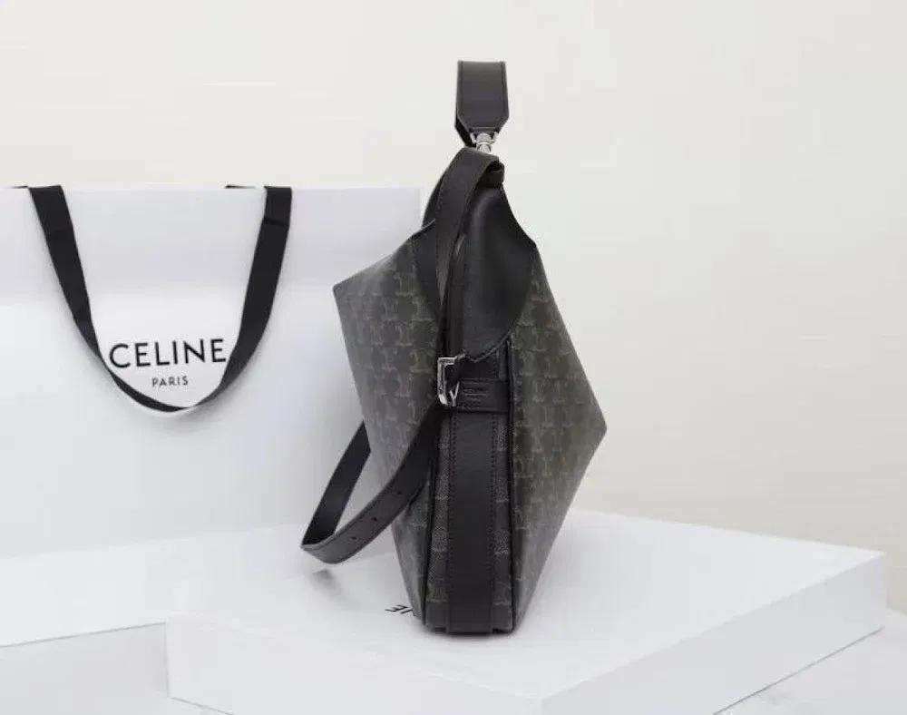 Luxury Bags Celine Luxury Bag --112043 — image 3