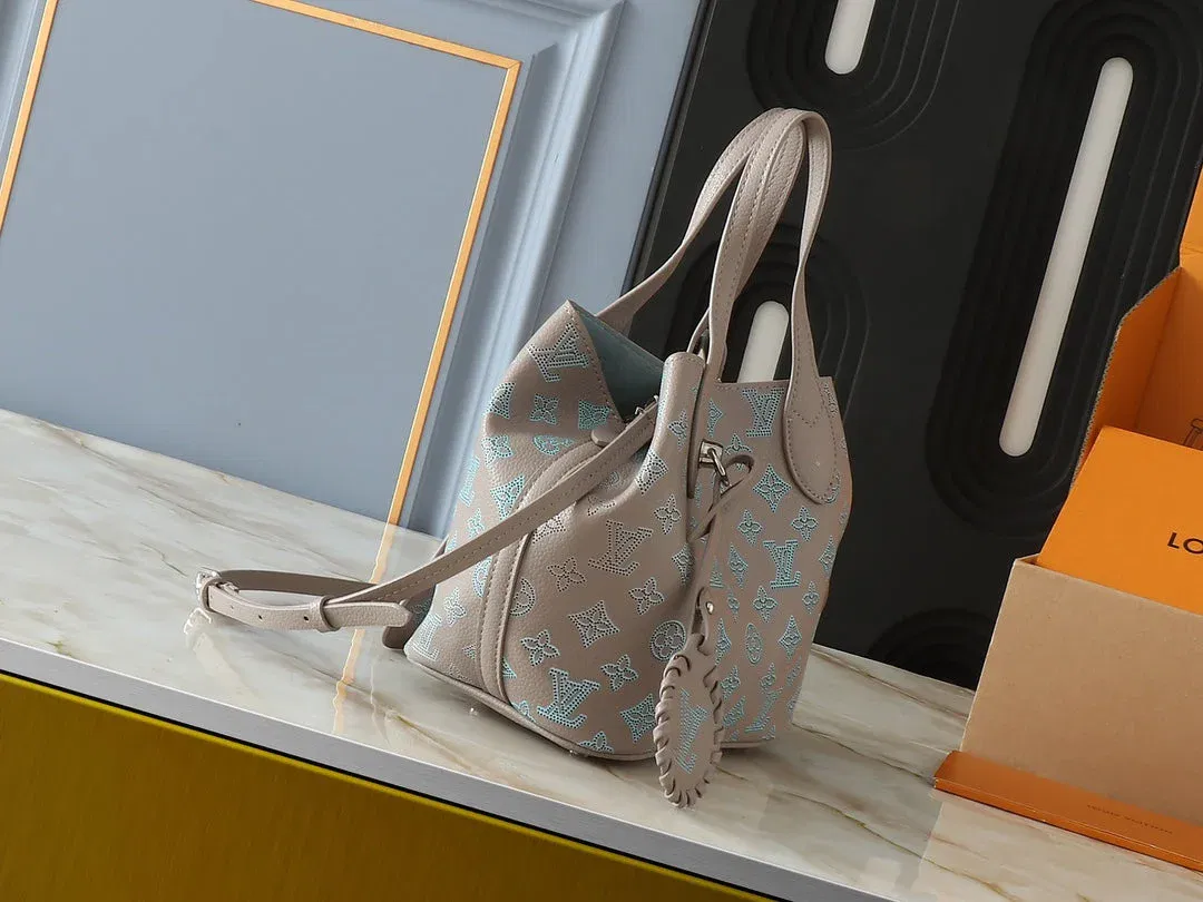 Luxury Bags Elite Carryalls — image 2