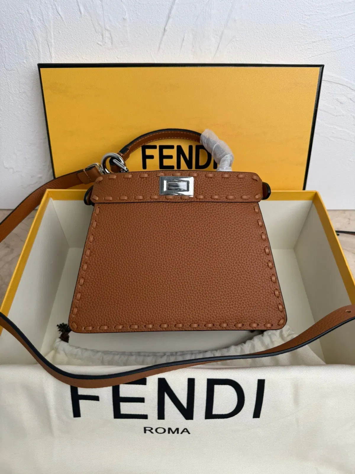 Luxury Bags Bags - DESIGNER BAGS FOR WOMEN - AFFORDABLE LUXURY BAGS - 19307
