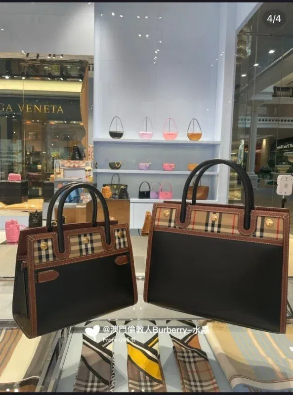 Luxury Bags - DESIGNER BAGS FOR WOMEN - AFFORDABLE LUXURY BAGS - 17355