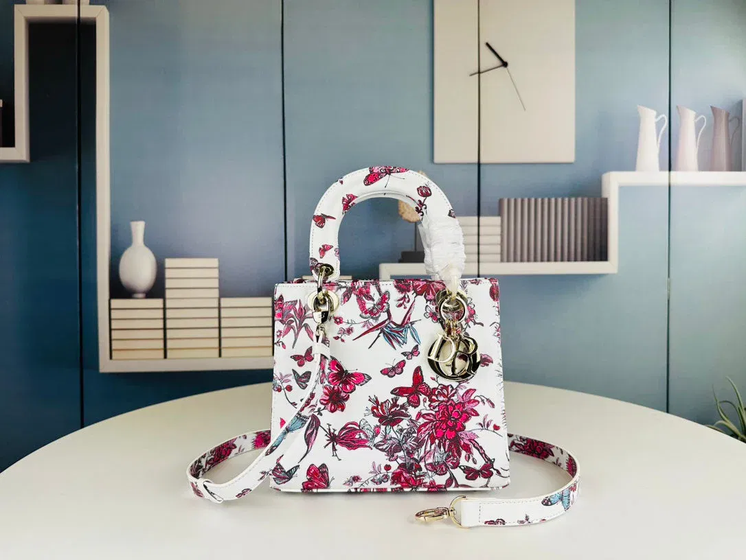 Luxury Bags Elite Carryalls