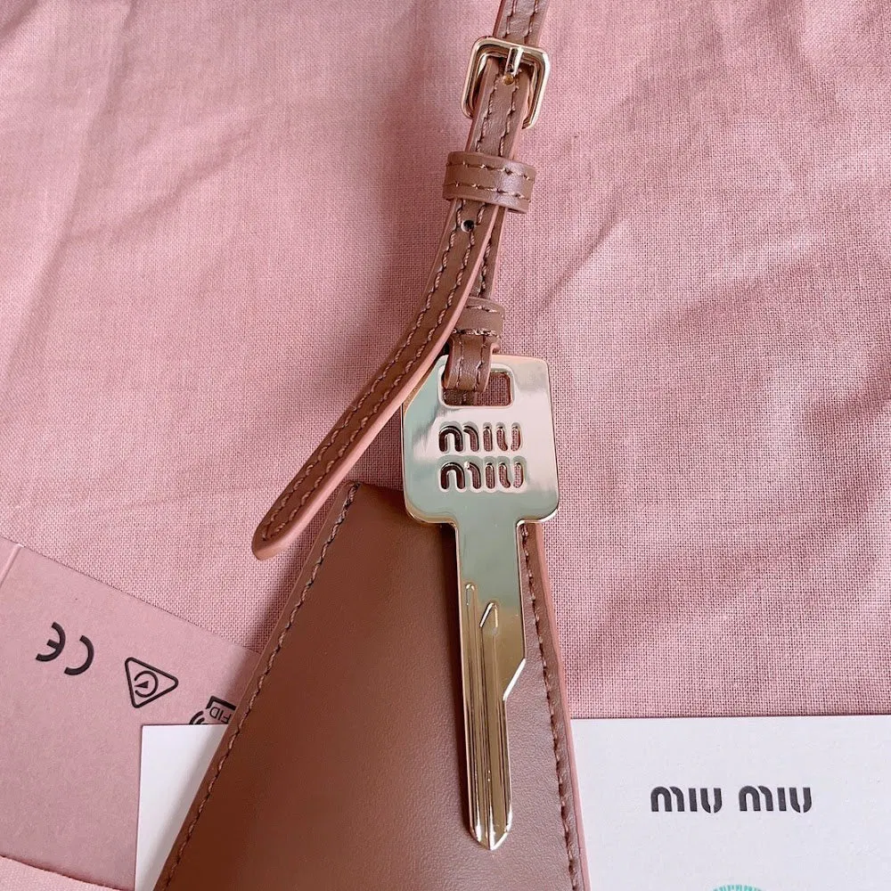 Luxury Bags Miun Miun Luxury Bag --122272 — image 5