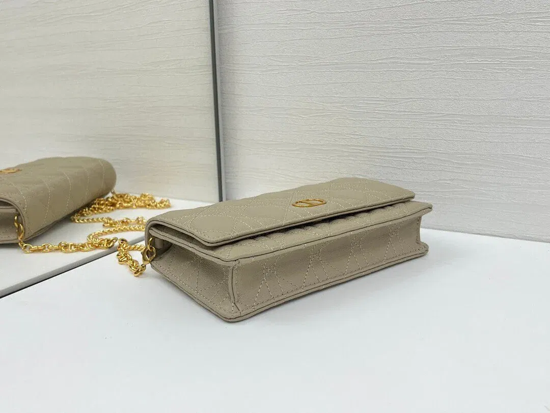 Luxury Bags - Premium Luxury Goods and Accessories - AFFORDABLE LUXURY BAGS - 18889 — image 4
