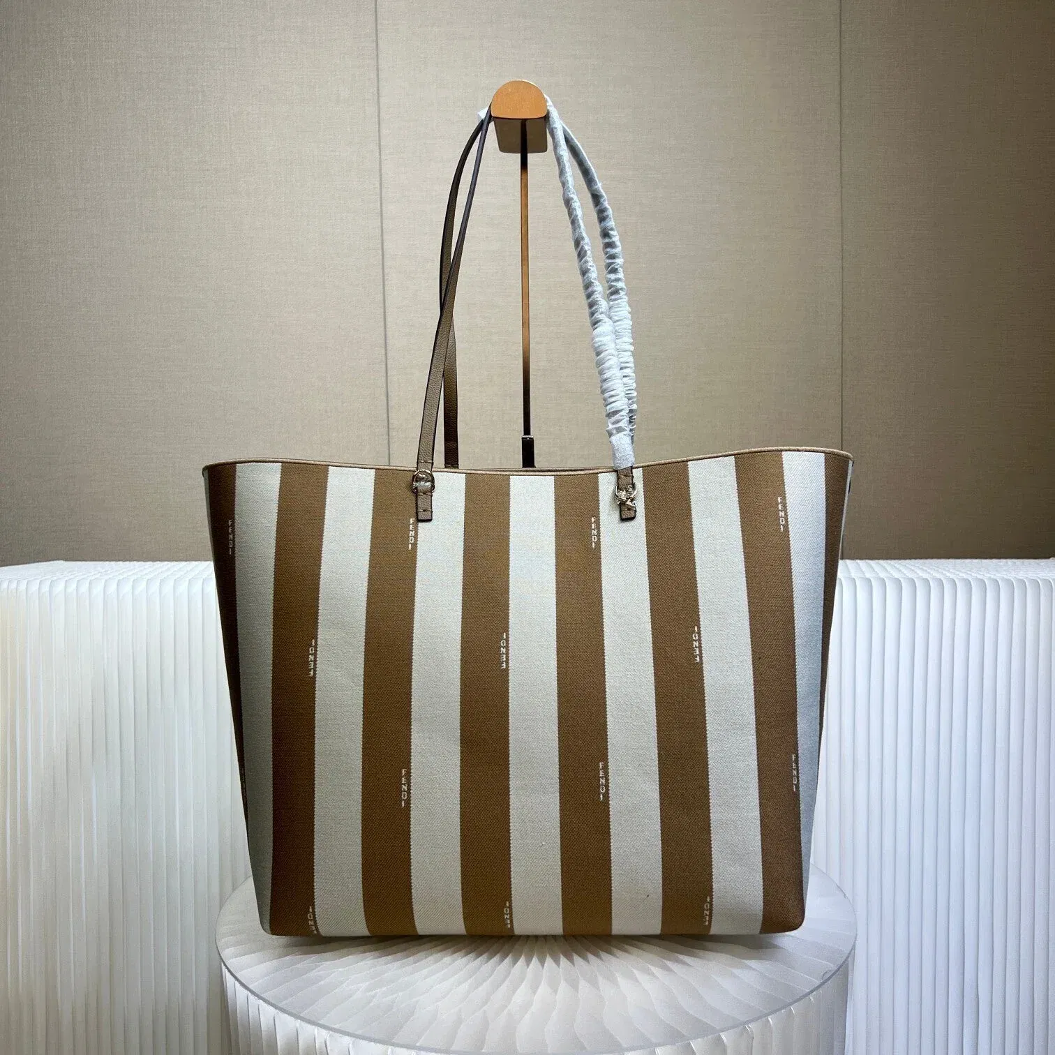 Luxury Bags - High-Quality Designer Products for You - AFFORDABLE LUXURY BAGS - 19130 — image 3