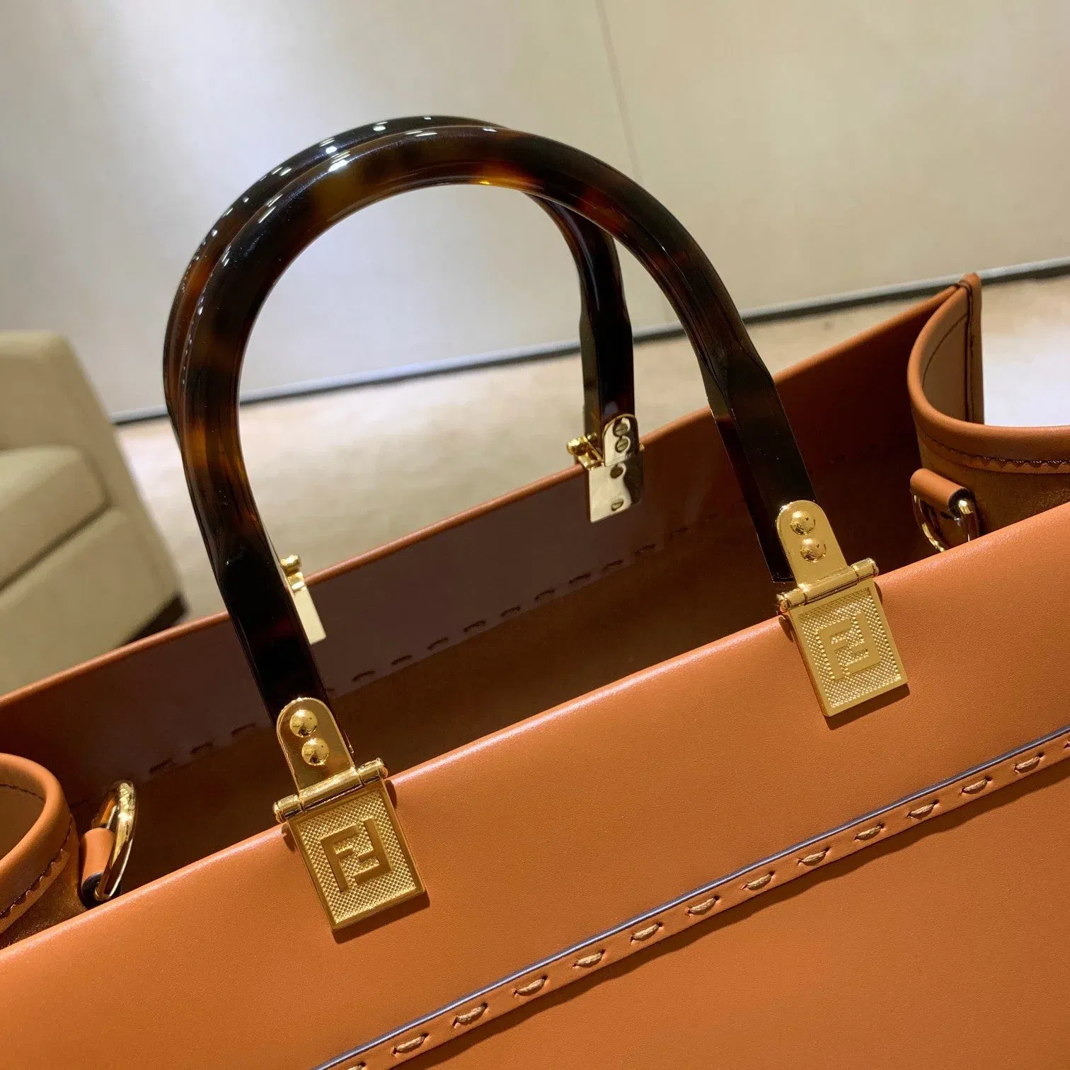 Luxury Bags Elite Carryalls — image 2
